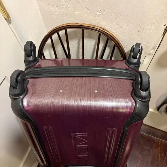 Tumi Vapor International Carry On Spinner Case Hard Shell Luggage 22” 28001CNT - Picture 6 of 11